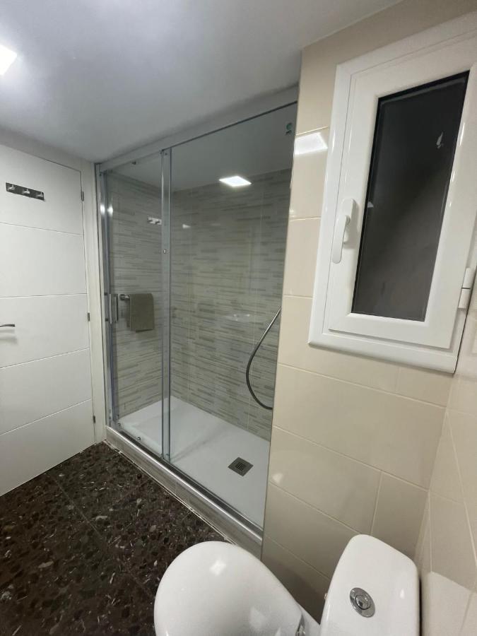 Family-Friendly Home In Central Barcelona 4Bdr Екстериор снимка