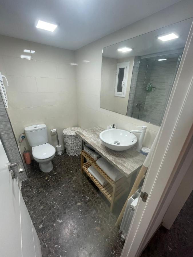 Family-Friendly Home In Central Barcelona 4Bdr Екстериор снимка