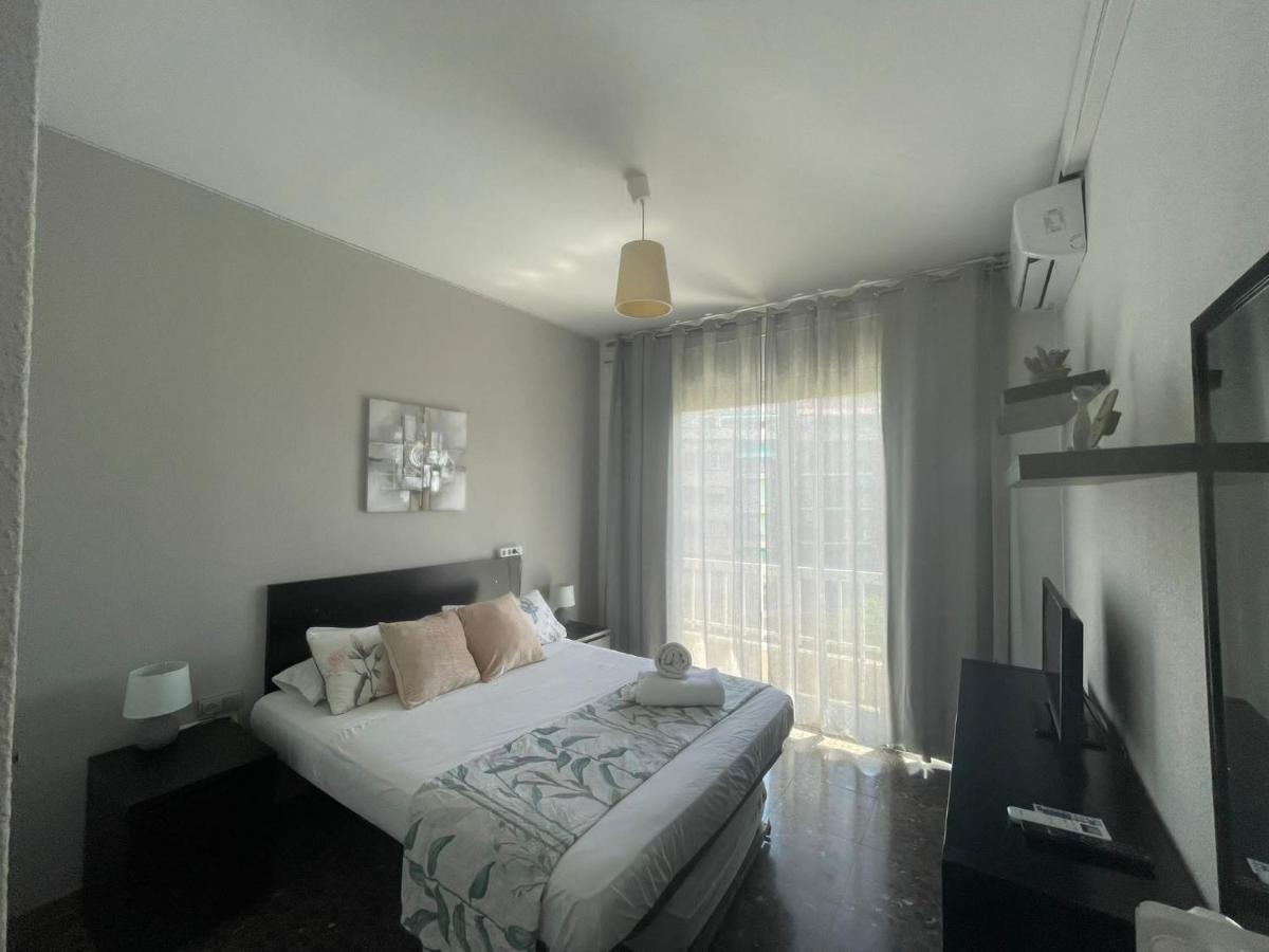 Family-Friendly Home In Central Barcelona 4Bdr Екстериор снимка