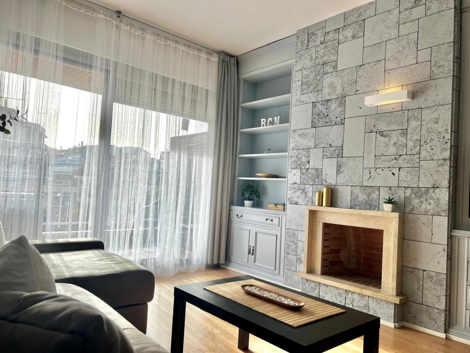 Family-Friendly Home In Central Barcelona 4Bdr Екстериор снимка