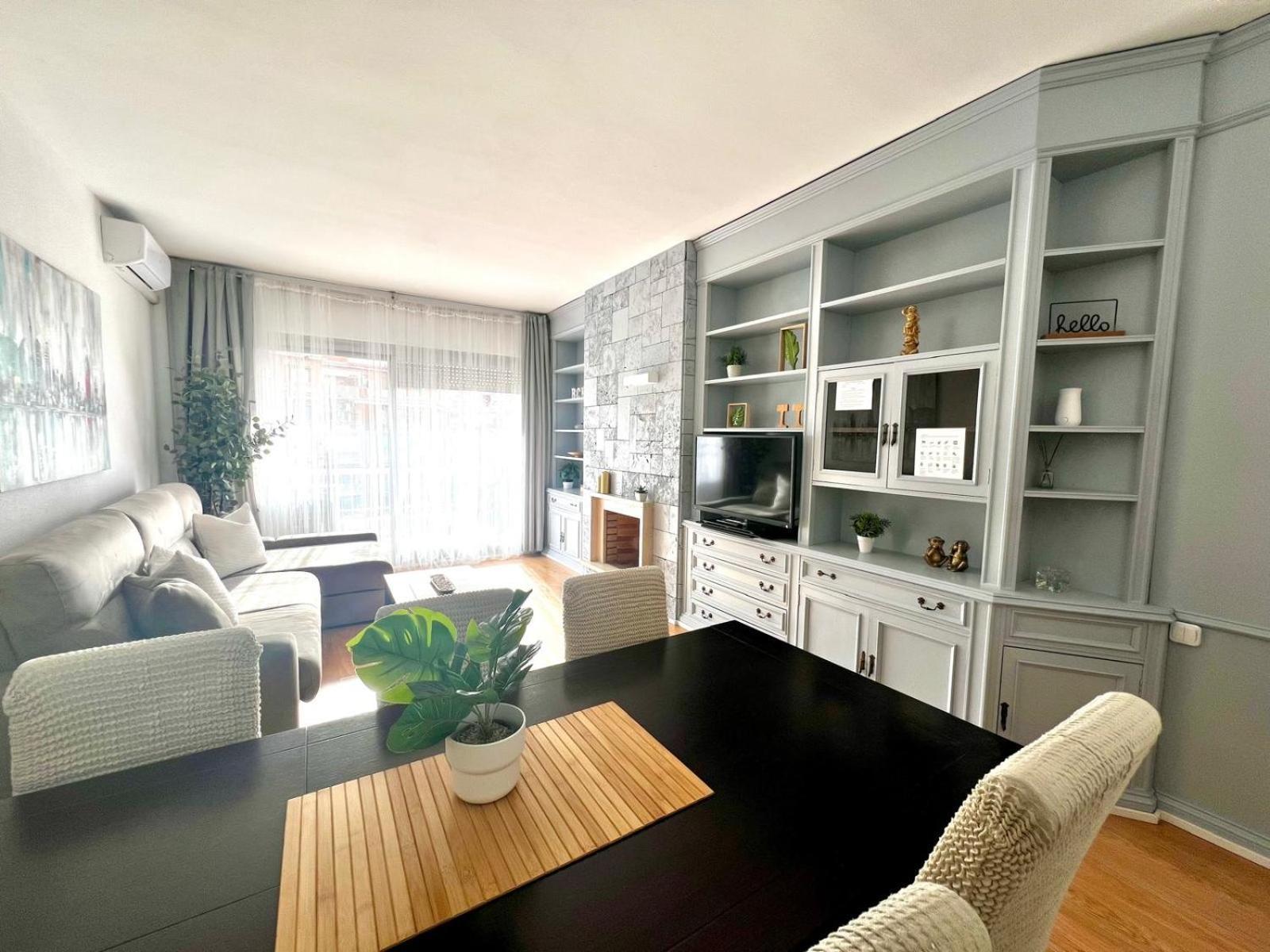 Family-Friendly Home In Central Barcelona 4Bdr Екстериор снимка